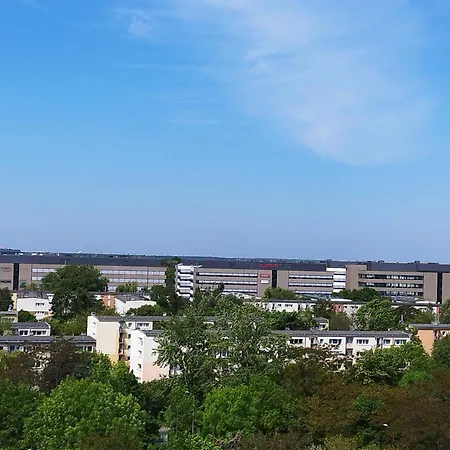 Lotnisko Parking Samodzielne Zameldowanie Blisko Stadion Targi Szpitale I Uczelnie * Poznan