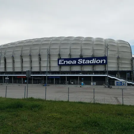 Lotnisko Parking Samodzielne Zameldowanie Blisko Stadion Targi Szpitale I Uczelnie Apartment *