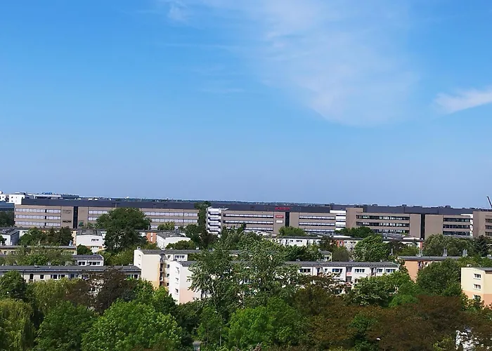 Self Check-in Lotnisko Blisko Stadion Targi Szpitale I Uczelnie * بوزنان