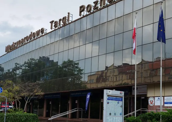 Daire Self Check-in Lotnisko Blisko Stadion Targi Szpitale I Uczelnie