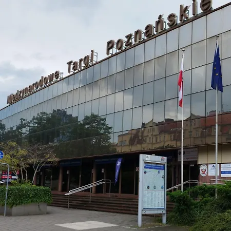 Daire Self Check-In Apartament Poznan Lotnisko Blisko Stadion Targi Szpitale I Uczelnie