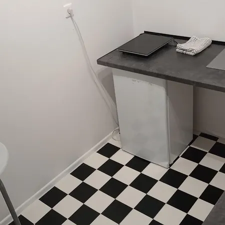 Self Check-in Lotnisko Blisko Stadion Targi Szpitale I Uczelnie