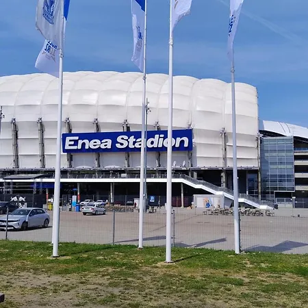 Self Check-in Lotnisko Blisko Stadion Targi Szpitale I Uczelnie Poznań