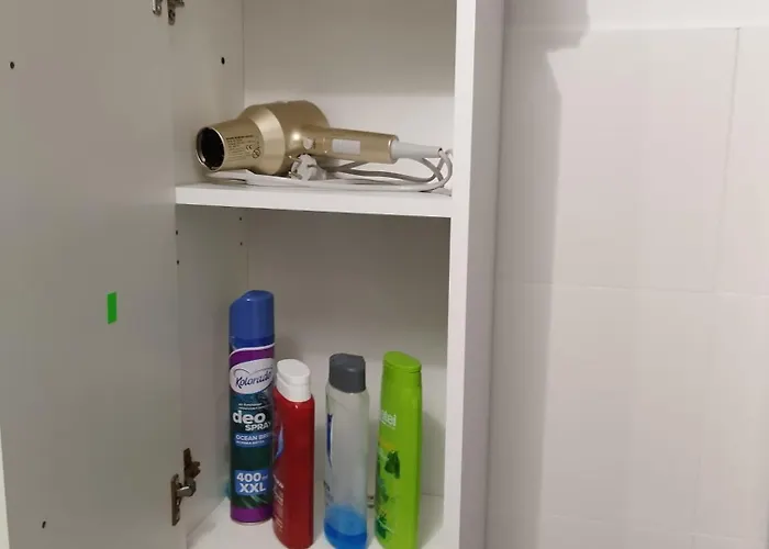 Self Check-in Lotnisko Blisko Stadion Targi Szpitale I Uczelnie * Poznaň