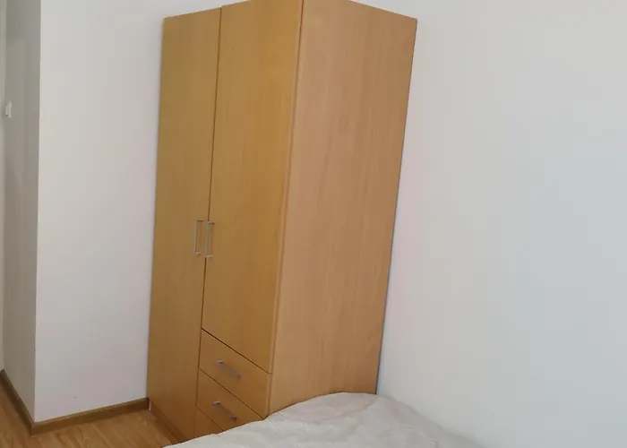 Apartmán Self Check-in Lotnisko Blisko Stadion Targi Szpitale I Uczelnie