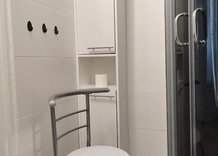 Apartmán Self Check-in Lotnisko Blisko Stadion Targi Szpitale I Uczelnie *