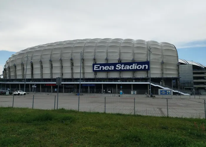 Self Check-in Lotnisko Blisko Stadion Targi Szpitale I Uczelnie Апартаменты *
