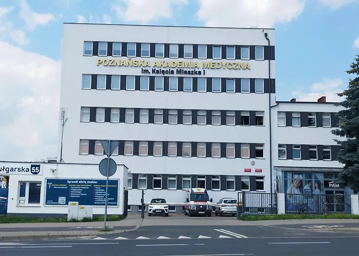 Self Check-in Lotnisko Blisko Stadion Targi Szpitale I Uczelnie Познань